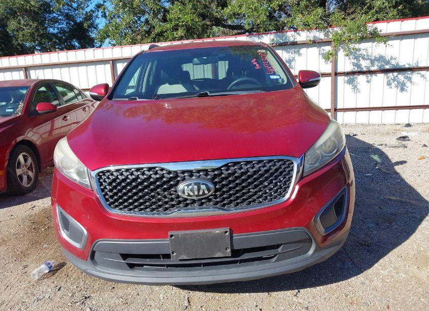 Photo 6 of 2016 Kia Sorento 2.4L LX (VIN 5XYPG4A35GG074013)