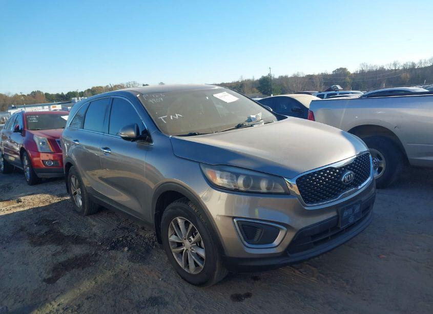 2016 Kia Sorento 2.4L L (VIN 5XYPG4A35GG079759) main photo