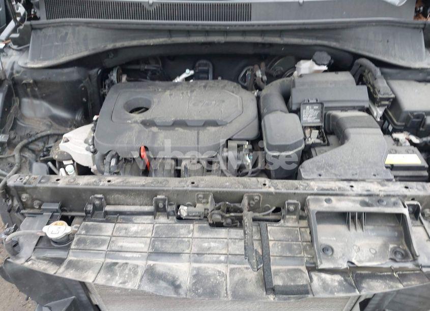 Photo 10 of 2016 Kia Sorento 2.4L LX (VIN 5XYPG4A35GG097646)