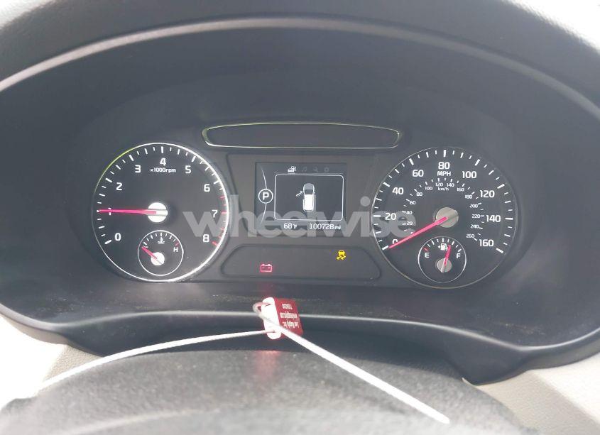 Photo 16 of 2016 Kia Sorento 2.4L LX (VIN 5XYPG4A35GG097646)