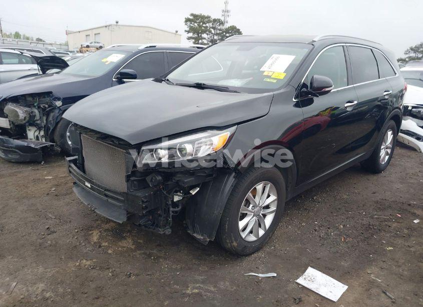 Photo 2 of 2016 Kia Sorento 2.4L LX (VIN 5XYPG4A35GG097646)