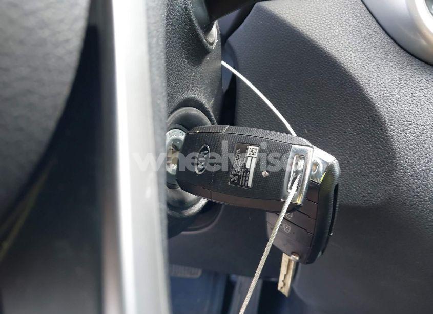 Photo 11 of 2016 Kia Sorento 2.4L LX (VIN 5XYPG4A35GG113912)