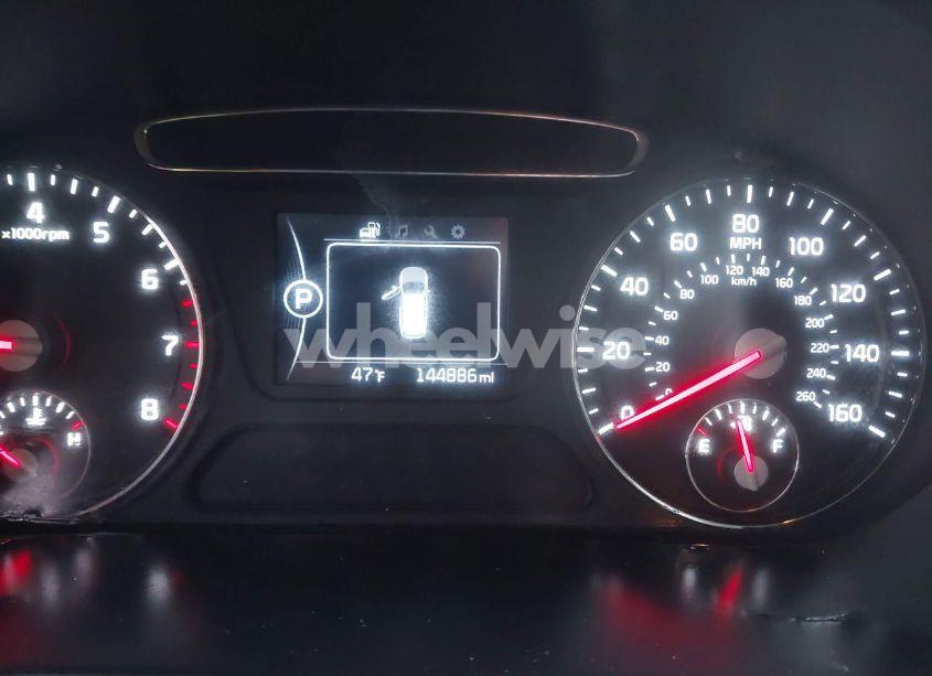 Photo 7 of 2016 Kia Sorento 2.4L L (VIN 5XYPG4A35GG124621)