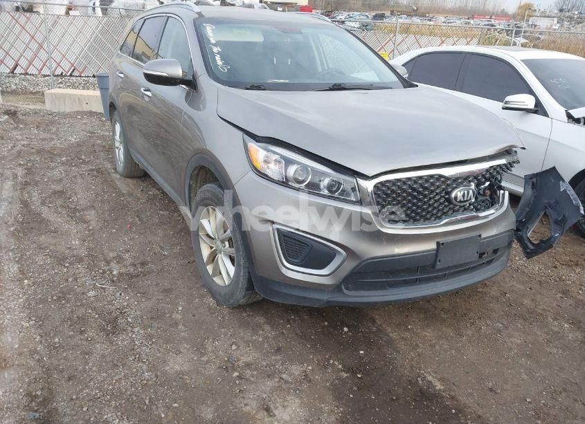 2016 Kia Sorento 2.4L LX (VIN 5XYPG4A35GG133500) main photo