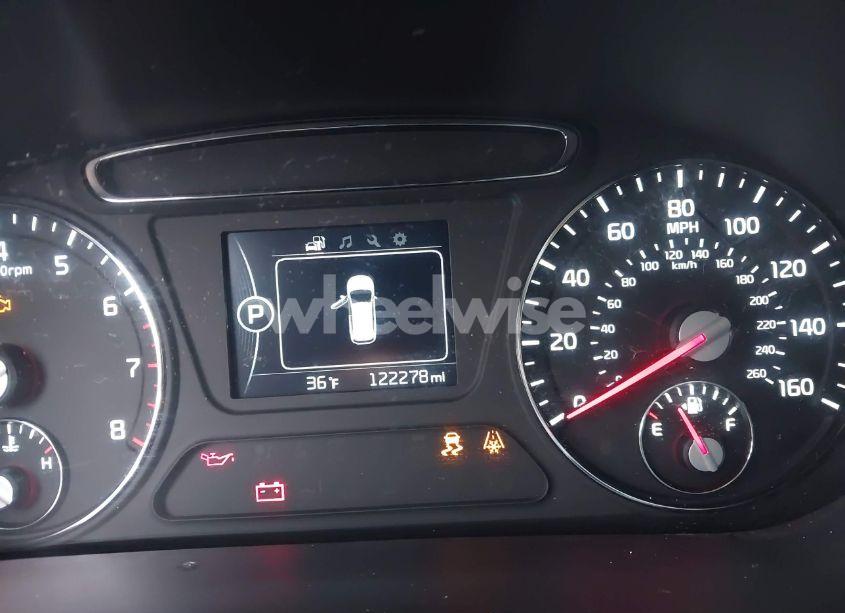 Photo 15 of 2016 Kia Sorento 2.4L LX (VIN 5XYPG4A35GG133500)