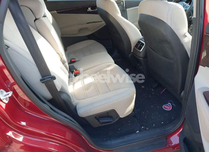 Photo 8 of 2016 Kia Sorento 2.4L LX (VIN 5XYPG4A35GG145498)