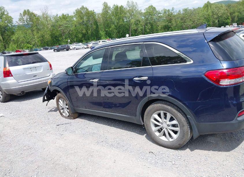 Photo 15 of 2017 Kia Sorento 2.4L LX (VIN 5XYPG4A35HG214790)