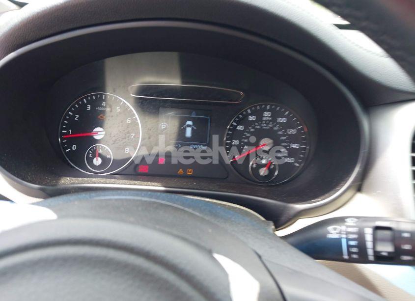 Photo 7 of 2017 Kia Sorento 2.4L LX (VIN 5XYPG4A35HG214790)