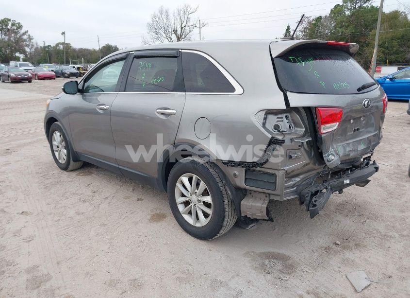 Photo 3 of 2017 Kia Sorento 2.4L L (VIN 5XYPG4A35HG260460)