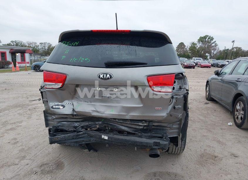 Photo 6 of 2017 Kia Sorento 2.4L L (VIN 5XYPG4A35HG260460)