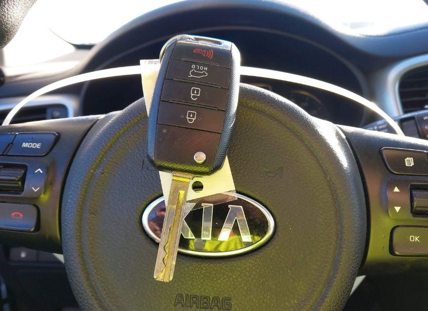 Photo 11 of 2017 Kia Sorento 2.4L LX (VIN 5XYPG4A35HG295287)