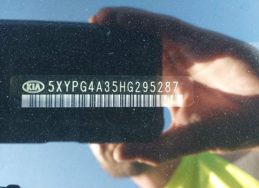 Photo 9 of 2017 Kia Sorento 2.4L LX (VIN 5XYPG4A35HG295287)