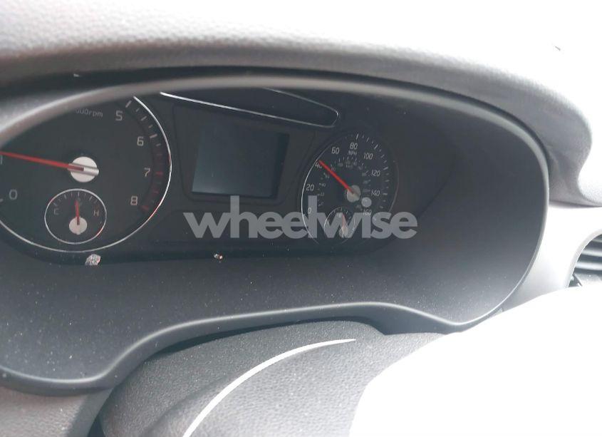 Photo 7 of 2018 Kia Sorento 2.4L LX (VIN 5XYPG4A35JG378093)