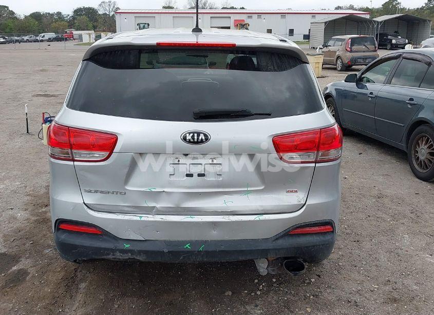 Photo 16 of 2018 Kia Sorento 2.4L L (VIN 5XYPG4A35JG432248)