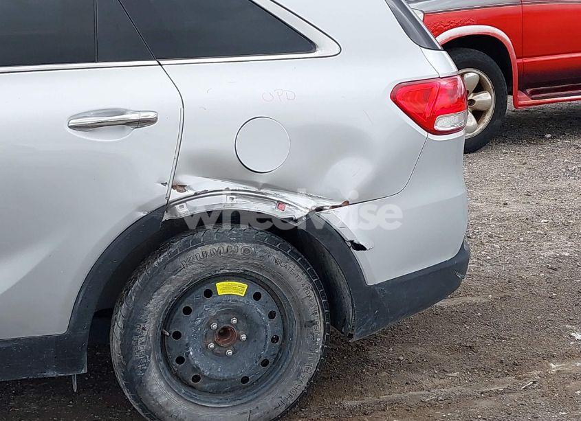 Photo 18 of 2018 Kia Sorento 2.4L L (VIN 5XYPG4A35JG432248)