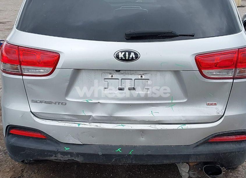 Photo 6 of 2018 Kia Sorento 2.4L L (VIN 5XYPG4A35JG432248)
