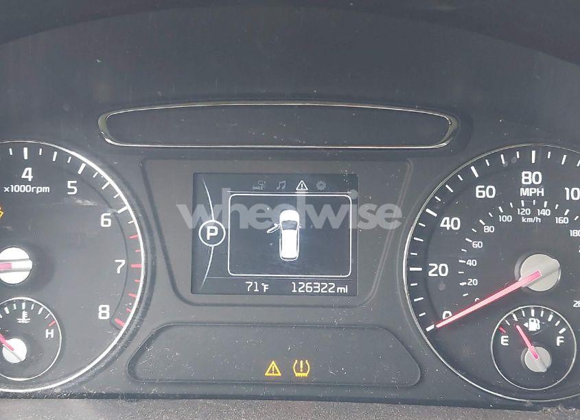Photo 7 of 2018 Kia Sorento 2.4L L (VIN 5XYPG4A35JG432248)