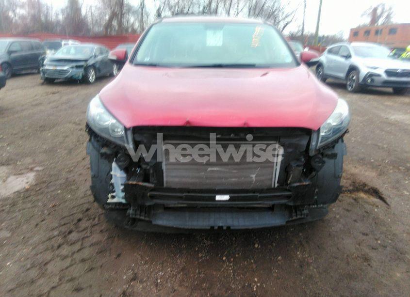 Photo 12 of 2019 Kia Sorento 2.4L LX (VIN 5XYPG4A35KG469091)