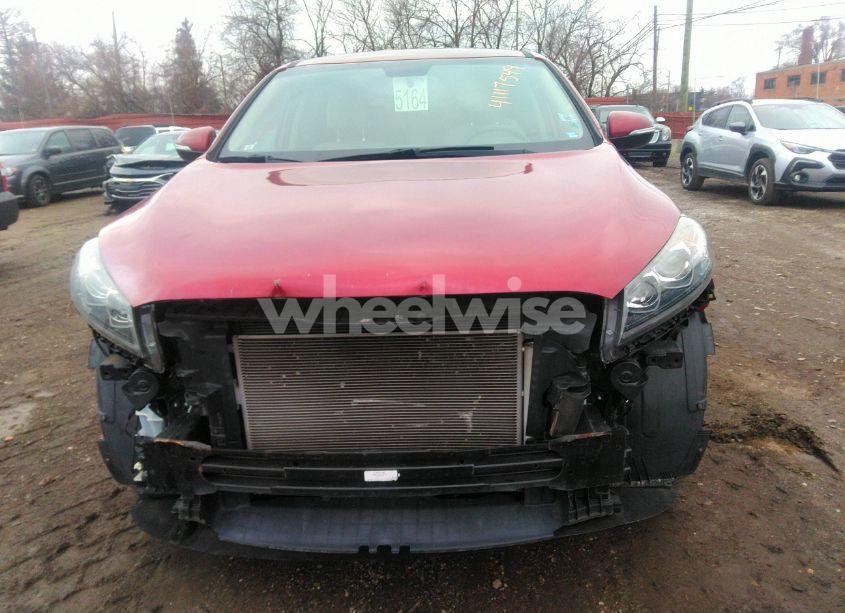 Photo 6 of 2019 Kia Sorento 2.4L LX (VIN 5XYPG4A35KG469091)