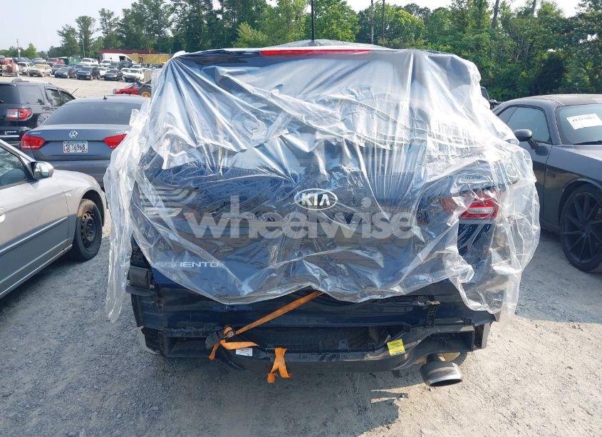 Photo 16 of 2019 Kia Sorento 2.4L LX (VIN 5XYPG4A35KG523120)