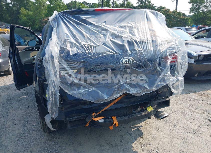 Photo 6 of 2019 Kia Sorento 2.4L LX (VIN 5XYPG4A35KG523120)