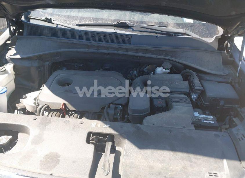 Photo 10 of 2019 Kia Sorento 2.4L LX (VIN 5XYPG4A35KG549507)