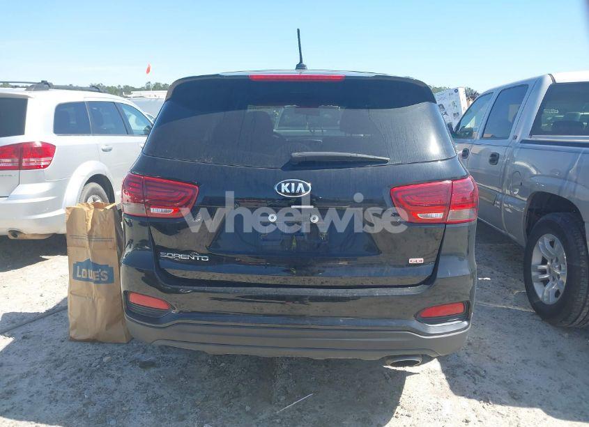 Photo 16 of 2019 Kia Sorento 2.4L LX (VIN 5XYPG4A35KG549507)