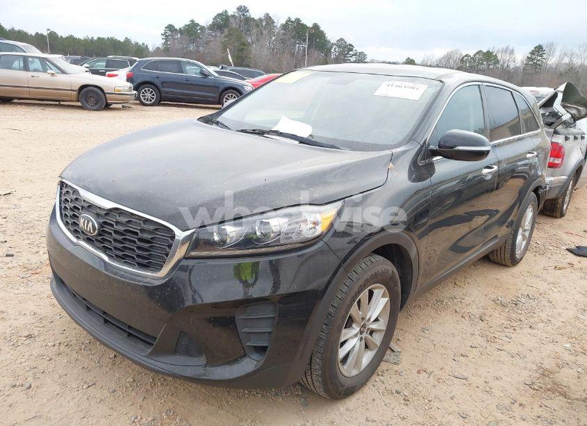 Photo 2 of 2019 Kia Sorento 2.4L L (VIN 5XYPG4A35KG577548)