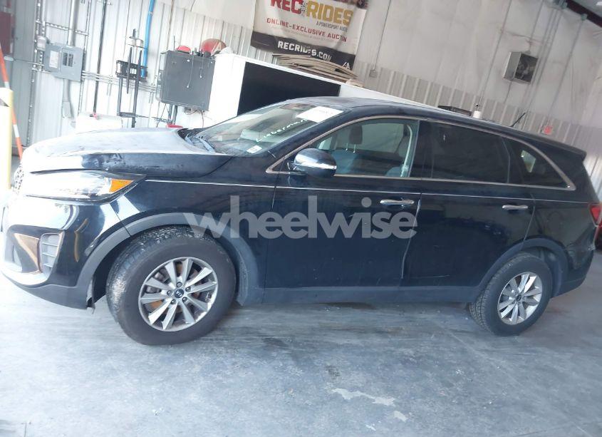 Photo 14 of 2019 Kia Sorento 2.4L L (VIN 5XYPG4A35KG586766)
