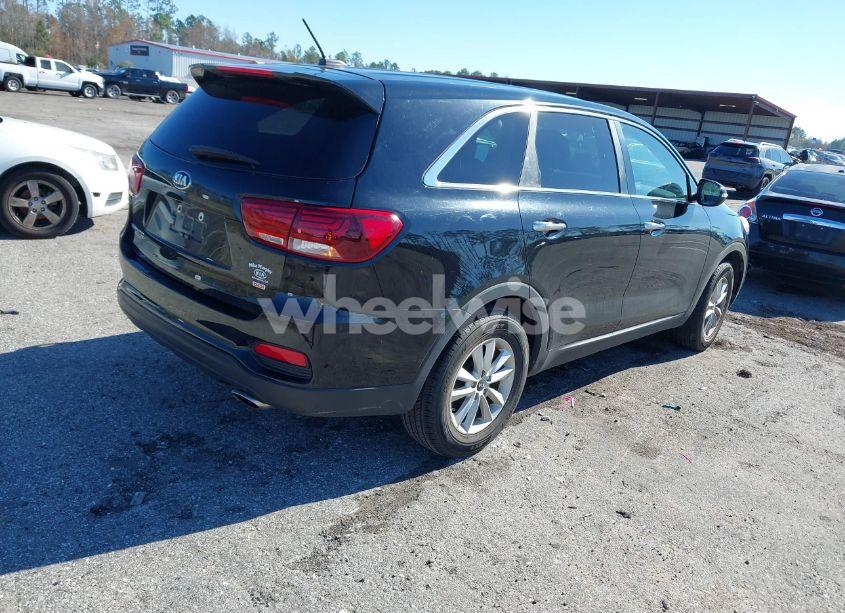 Photo 4 of 2019 Kia Sorento 2.4L L (VIN 5XYPG4A35KG595628)