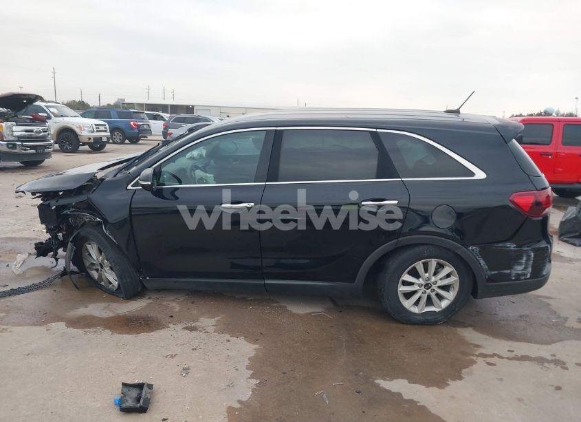 Photo 15 of 2020 Kia Sorento 2.4L L (VIN 5XYPG4A35LG642383)