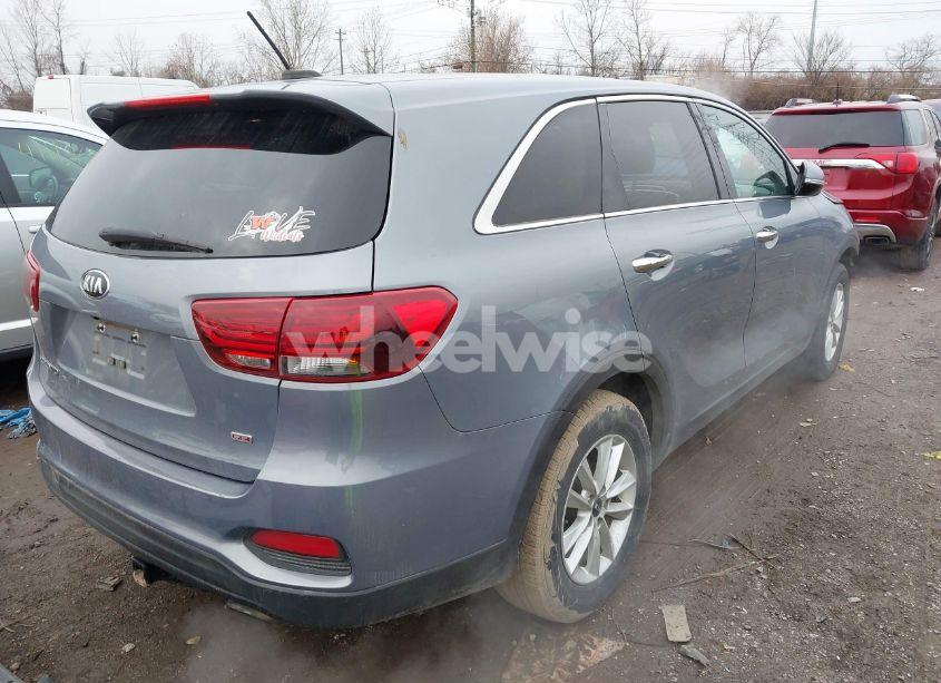 Photo 4 of 2020 Kia Sorento 2.4L L (VIN 5XYPG4A35LG644246)