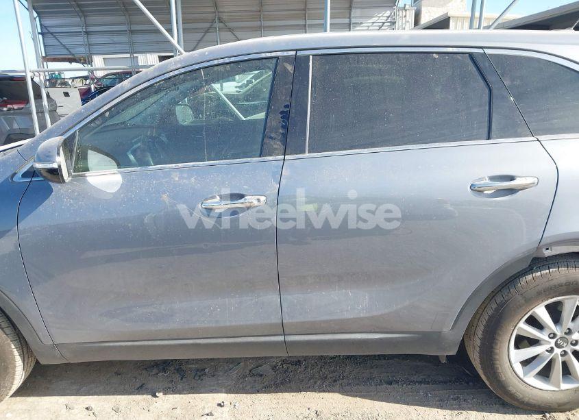 Photo 15 of 2020 Kia Sorento 2.4L LX (VIN 5XYPG4A35LG661368)