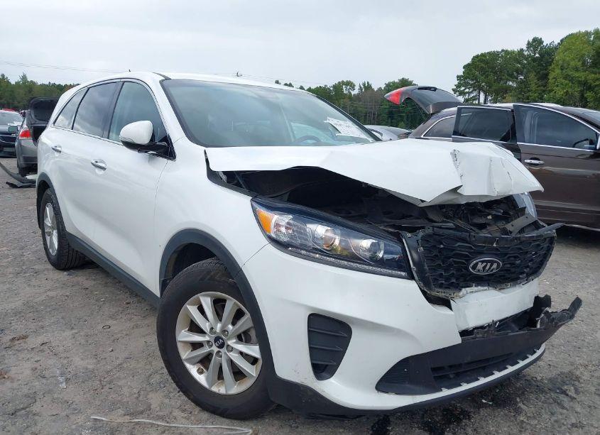 2020 Kia Sorento 2.4L LX (VIN 5XYPG4A35LG669910) main photo