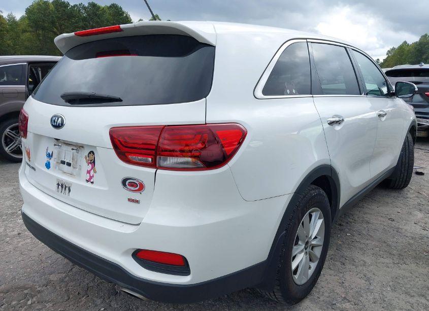 Photo 4 of 2020 Kia Sorento 2.4L LX (VIN 5XYPG4A35LG669910)