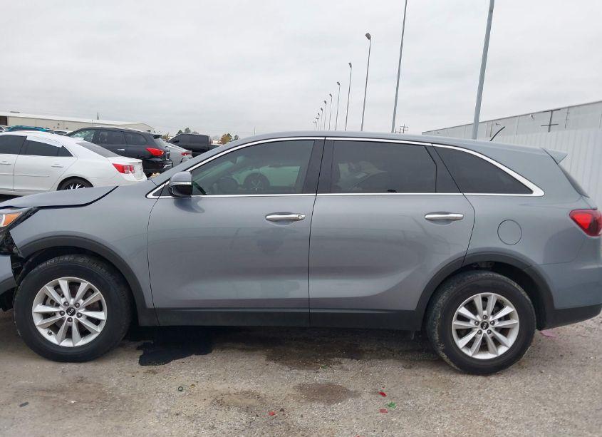 Photo 14 of 2020 Kia Sorento 2.4L LX (VIN 5XYPG4A35LG675139)