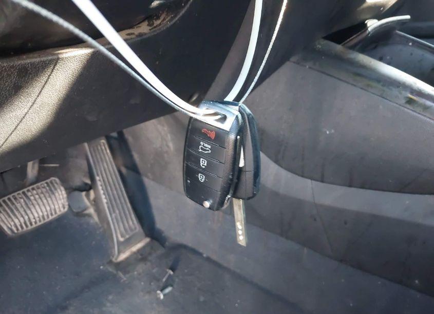 Photo 11 of 2020 Kia Sorento 2.4L LX (VIN 5XYPG4A35LG680518)