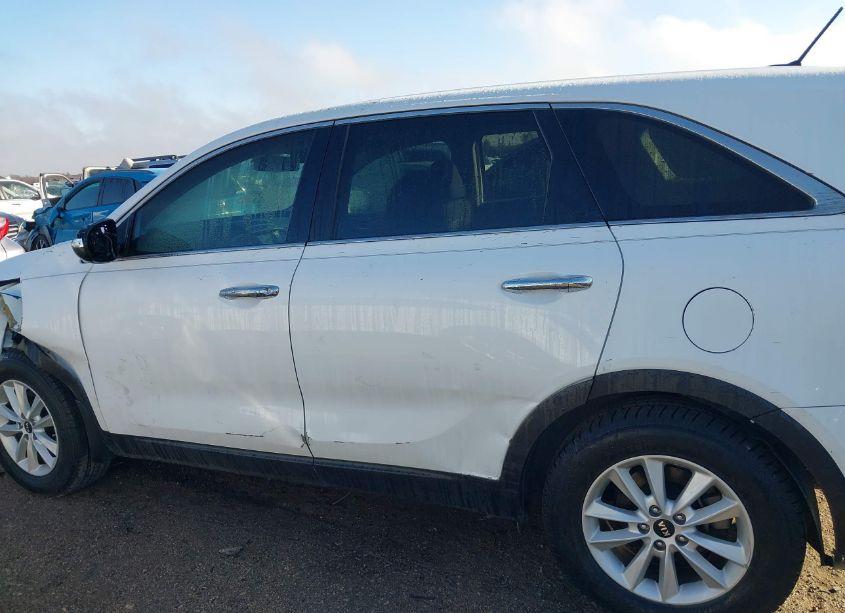 Photo 14 of 2020 Kia Sorento 2.4L LX (VIN 5XYPG4A35LG680518)