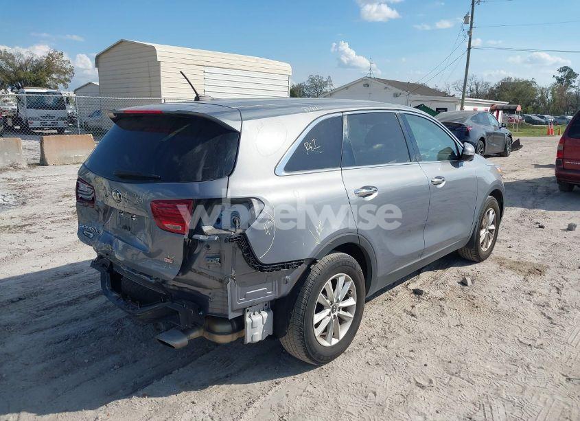 Photo 4 of 2020 Kia Sorento 2.4L L (VIN 5XYPG4A35LG699327)