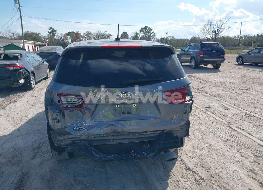 Photo 6 of 2020 Kia Sorento 2.4L L (VIN 5XYPG4A35LG699327)