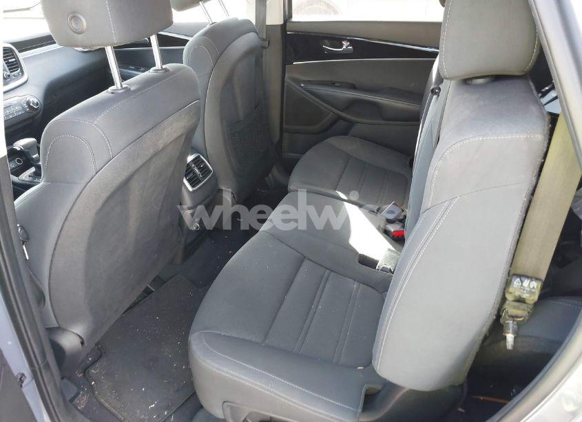 Photo 8 of 2020 Kia Sorento 2.4L L (VIN 5XYPG4A35LG699327)