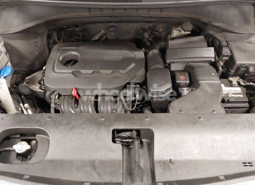 Photo 10 of 2016 Kia Sorento 2.4L LX (VIN 5XYPG4A36GG019425)