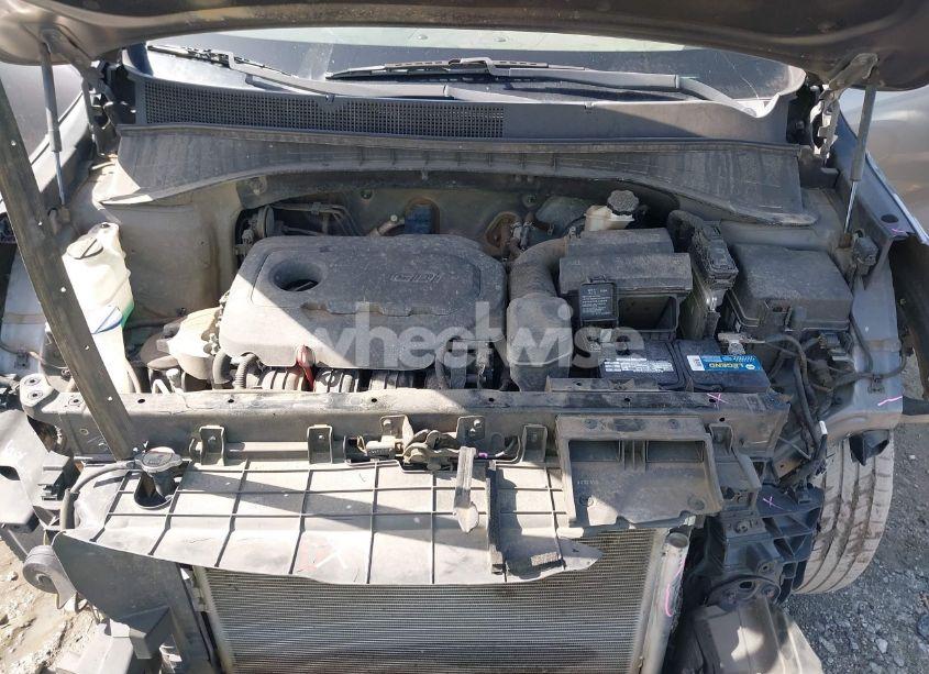 Photo 10 of 2016 Kia Sorento 2.4L LX (VIN 5XYPG4A36GG074330)