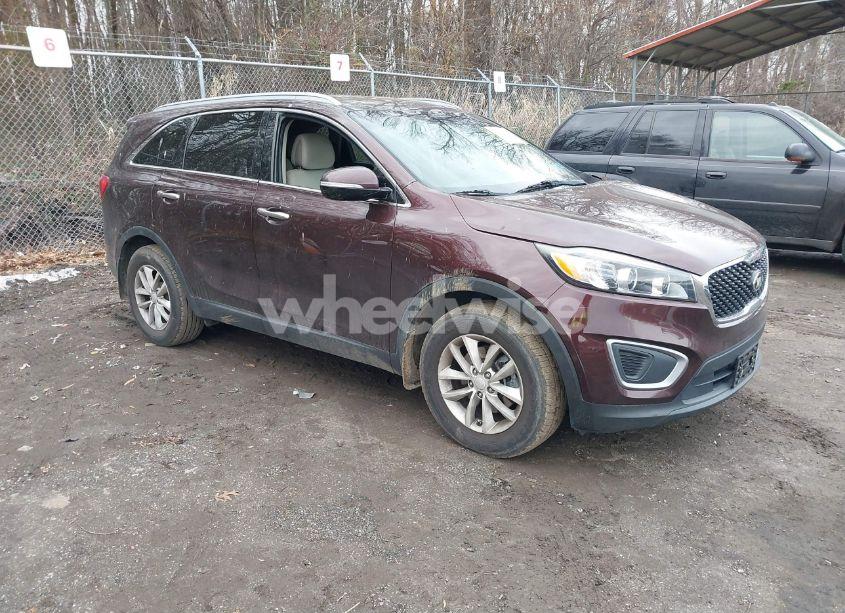 2016 Kia Sorento 2.4L LX (VIN 5XYPG4A36GG075719) main photo