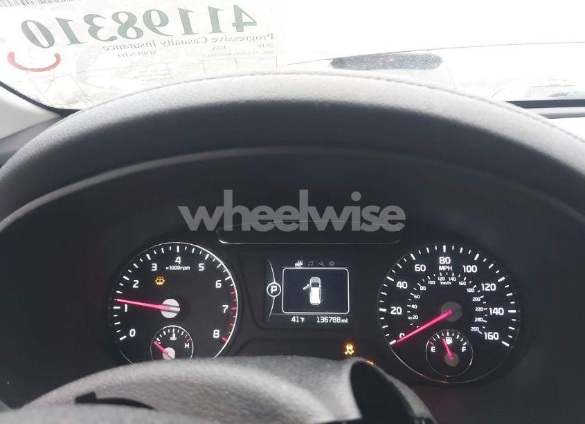 Photo 16 of 2016 Kia Sorento 2.4L LX (VIN 5XYPG4A36GG108122)