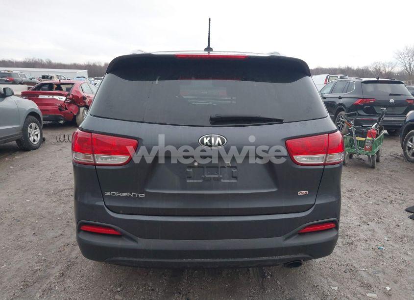 Photo 17 of 2016 Kia Sorento 2.4L LX (VIN 5XYPG4A36GG108122)