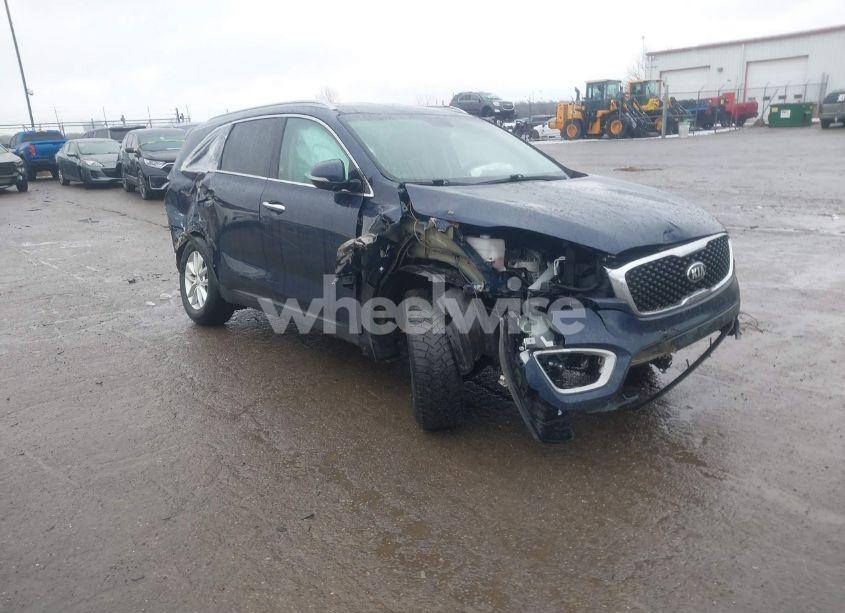 2016 Kia Sorento 2.4L LX (VIN 5XYPG4A36GG118455) main photo