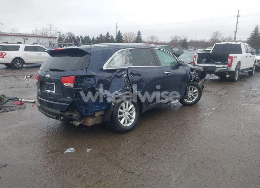 Photo 4 of 2016 Kia Sorento 2.4L LX (VIN 5XYPG4A36GG118455)