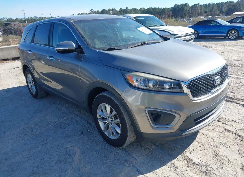 2016 Kia Sorento 2.4L L (VIN 5XYPG4A36GG149804) main photo