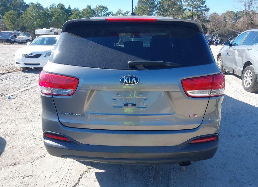Photo 16 of 2016 Kia Sorento 2.4L L (VIN 5XYPG4A36GG149804)